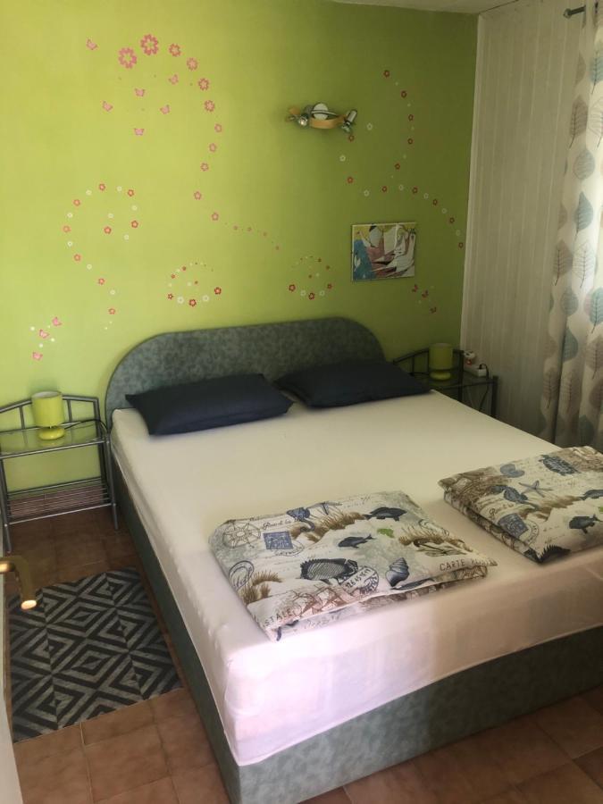 Apartments Tomovic ルンバルダ エクステリア 写真